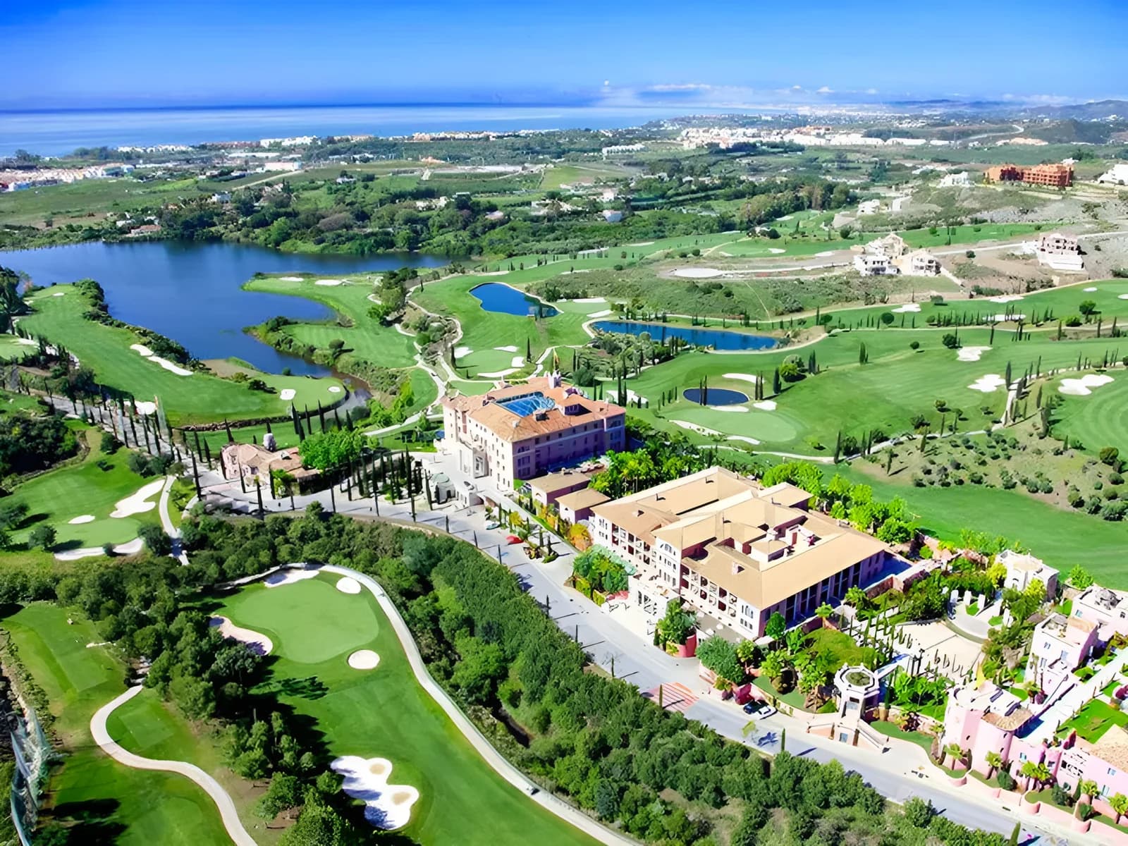 Villa in Benahavis, Malaga