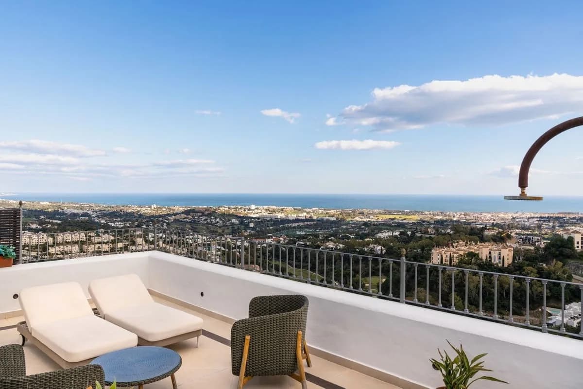 Apartment for sale in La Quinta, Benahavís