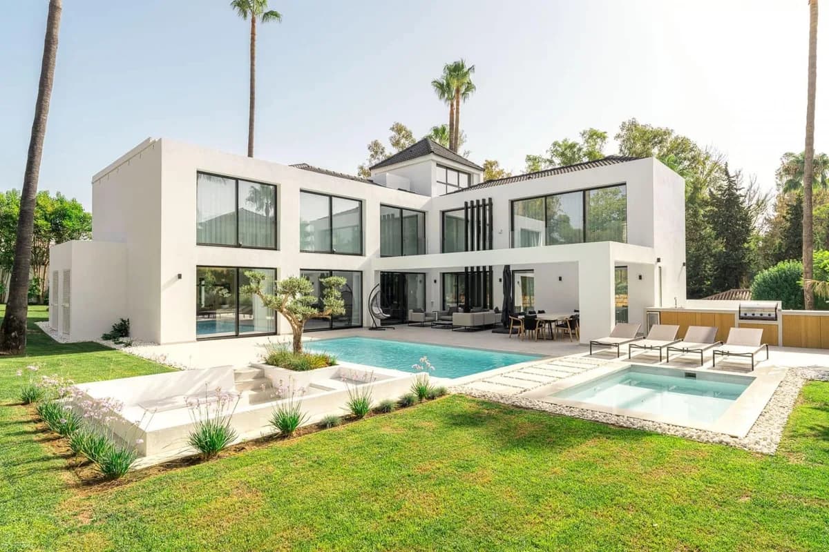 Villa for sale in Marbella