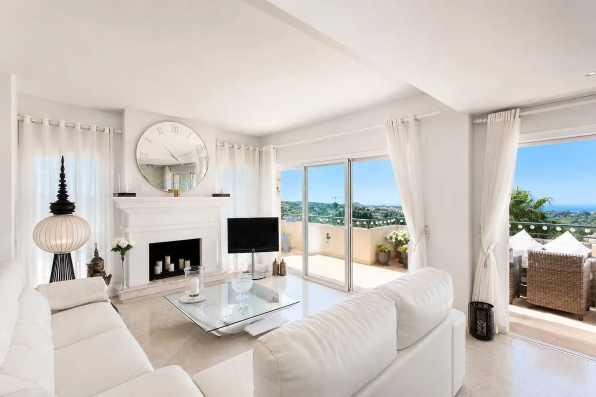 Penthouse for sale in Elviria, Marbella