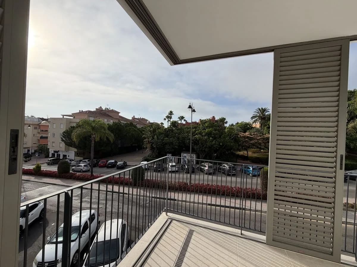 Apartment for sale in Estepona